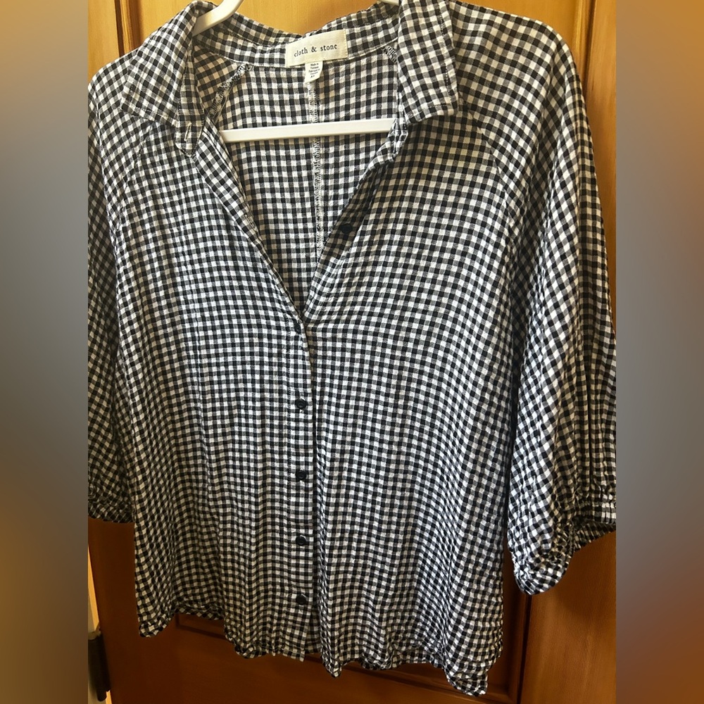 Cloth and Stone gingham blouse